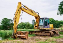 Bagger mit Schaufel © Envato Elements